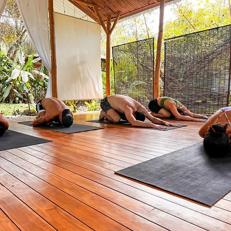 Cuatro Vientos Lodge & Apartments - Mal Pais, Costa Rica Playa Santa Teresa  外观 照片