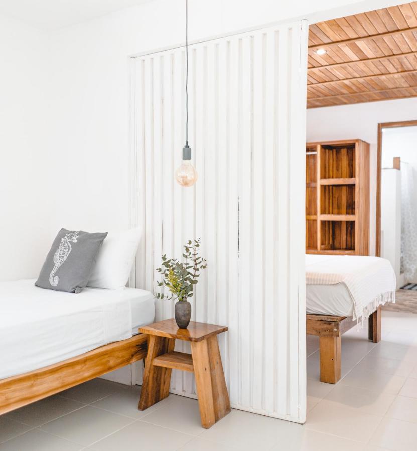 Cuatro Vientos Lodge & Apartments - Mal Pais, Costa Rica Playa Santa Teresa  外观 照片