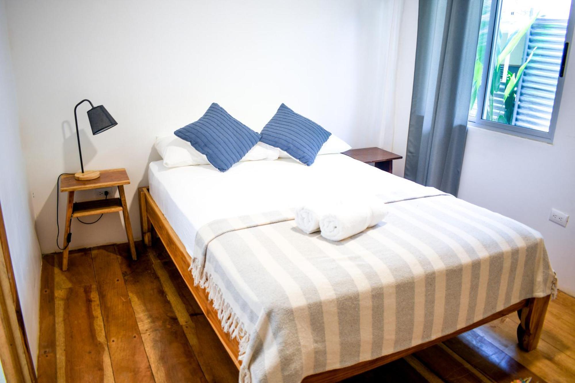 Cuatro Vientos Lodge & Apartments - Mal Pais, Costa Rica Playa Santa Teresa  外观 照片