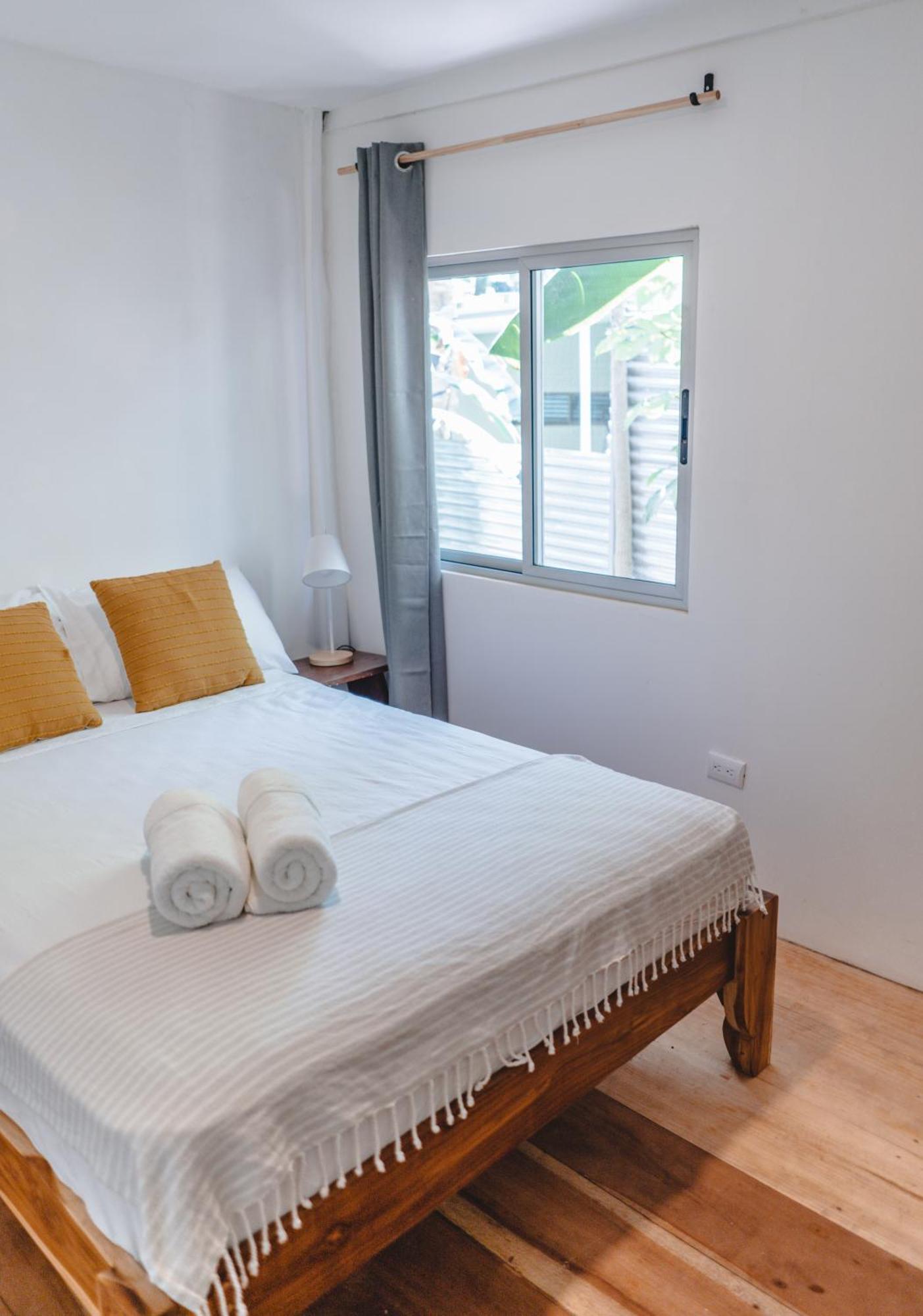 Cuatro Vientos Lodge & Apartments - Mal Pais, Costa Rica Playa Santa Teresa  外观 照片