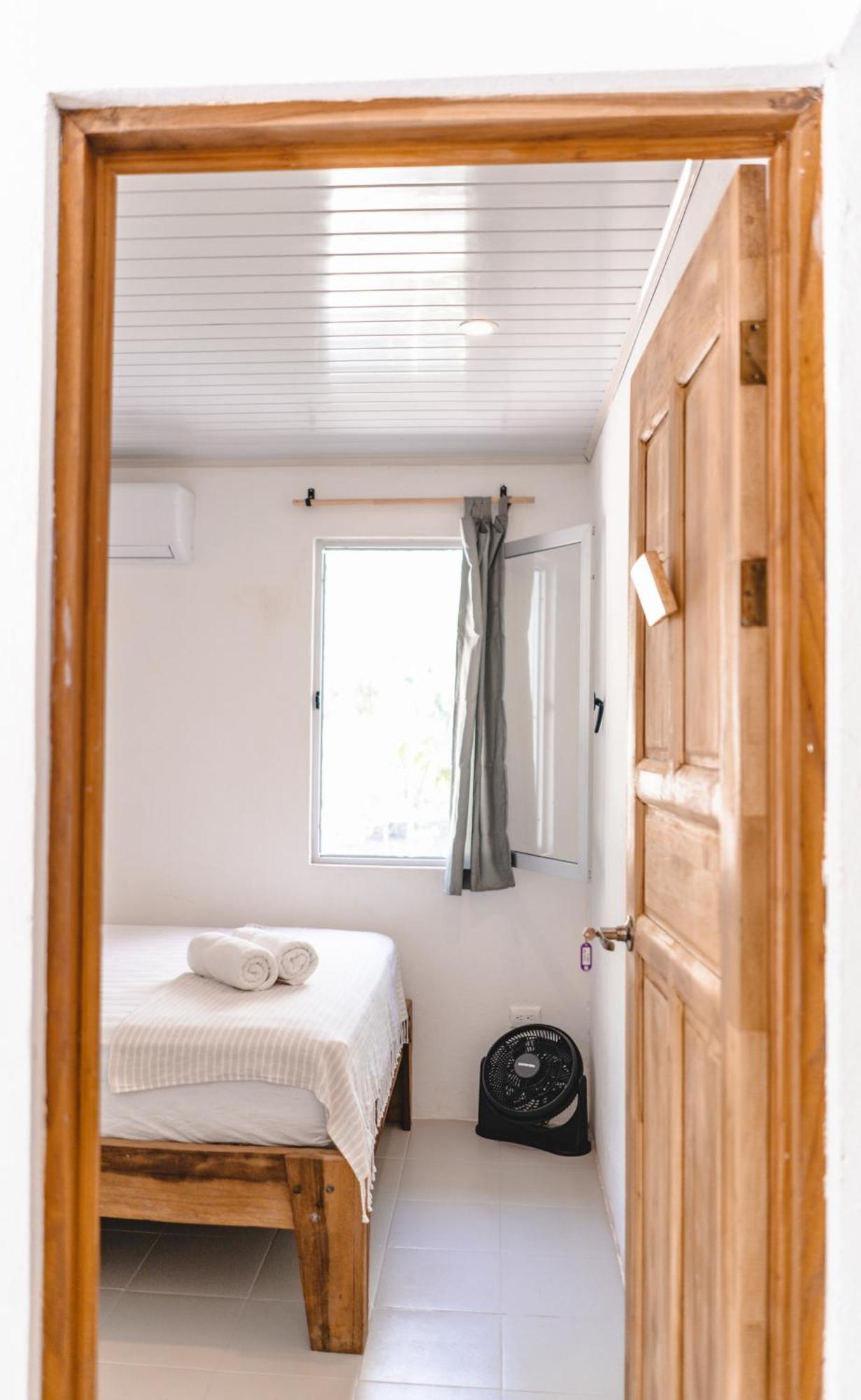 Cuatro Vientos Lodge & Apartments - Mal Pais, Costa Rica Playa Santa Teresa  客房 照片