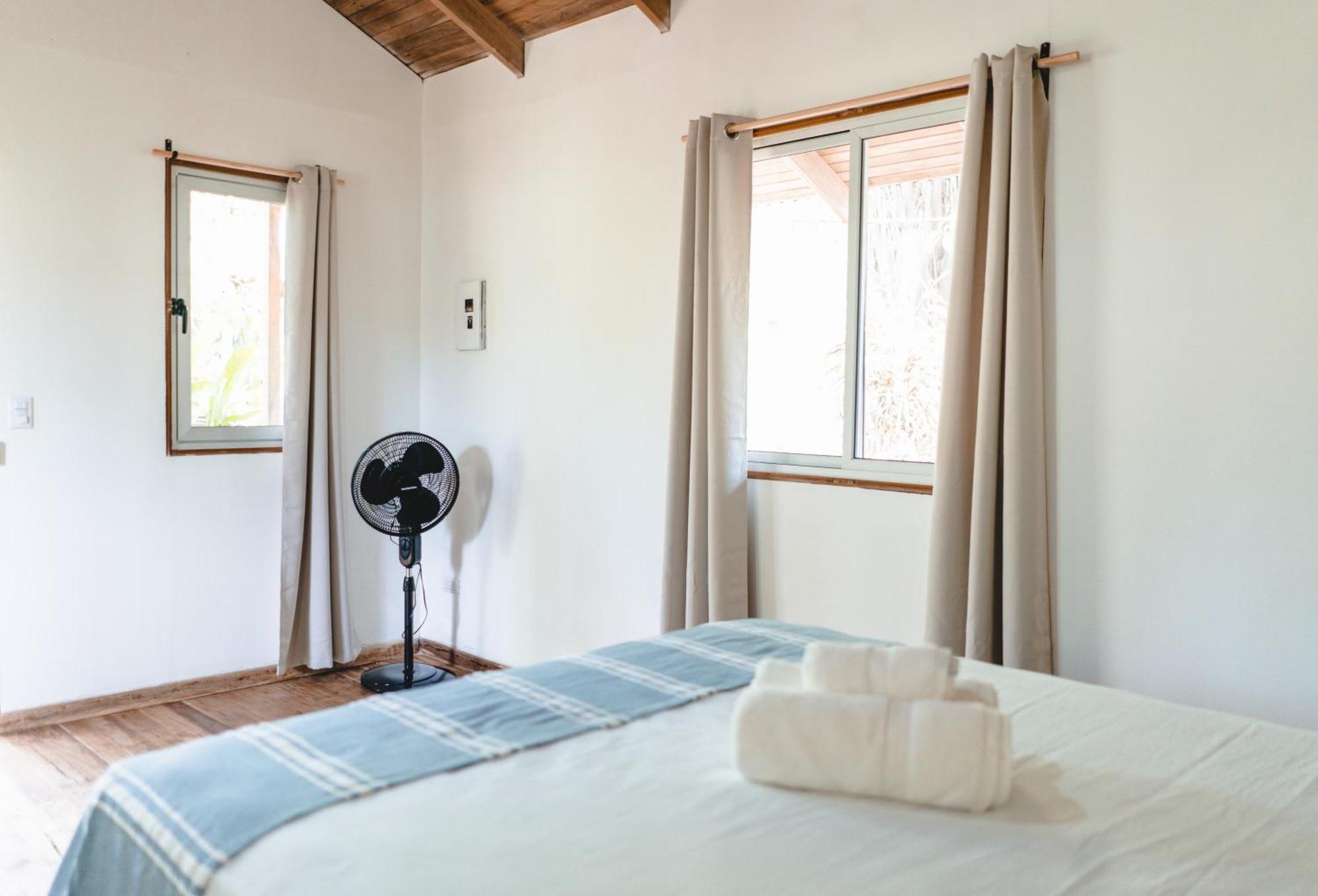 Cuatro Vientos Lodge & Apartments - Mal Pais, Costa Rica Playa Santa Teresa  客房 照片