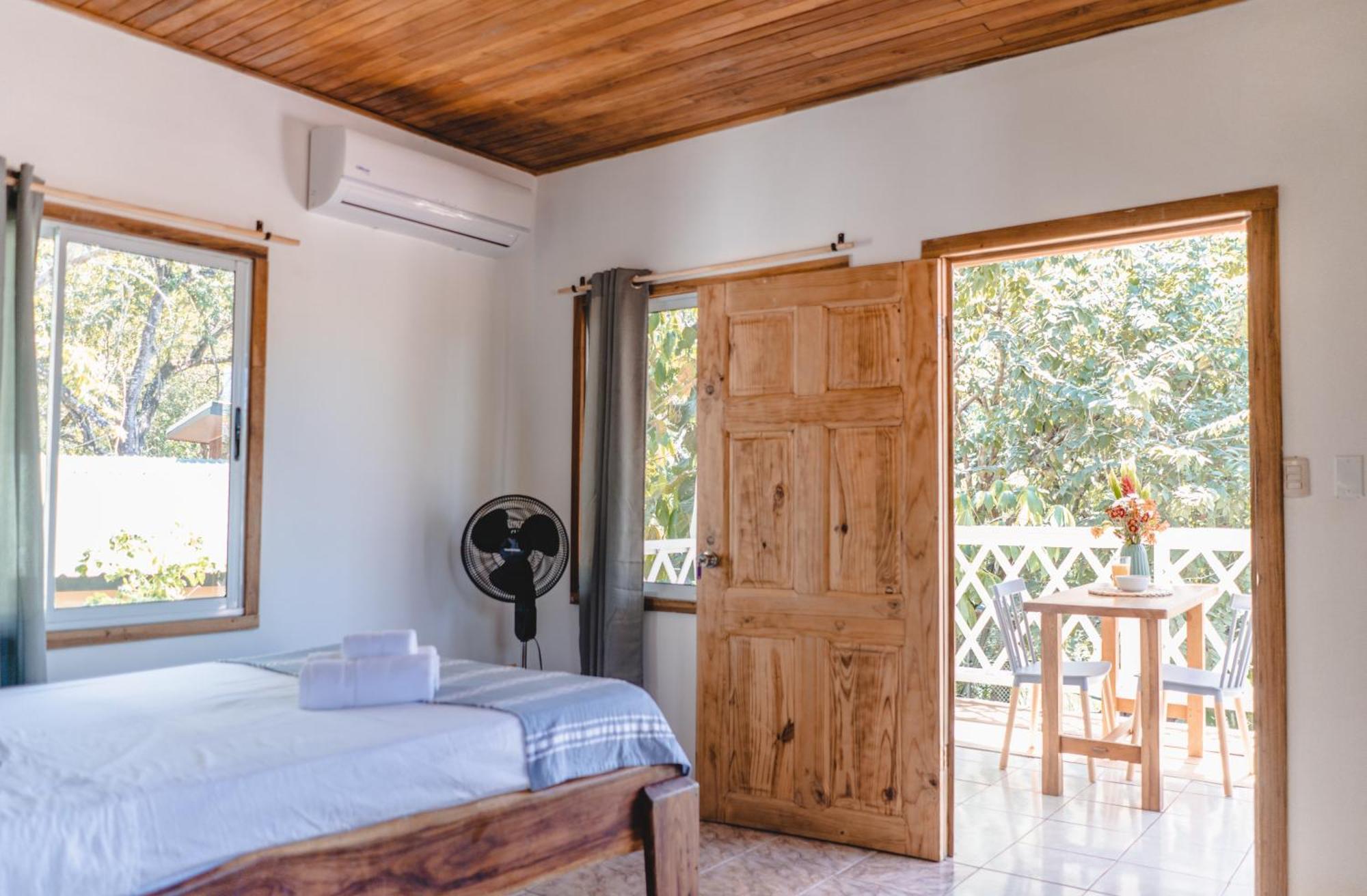 Cuatro Vientos Lodge & Apartments - Mal Pais, Costa Rica Playa Santa Teresa  客房 照片