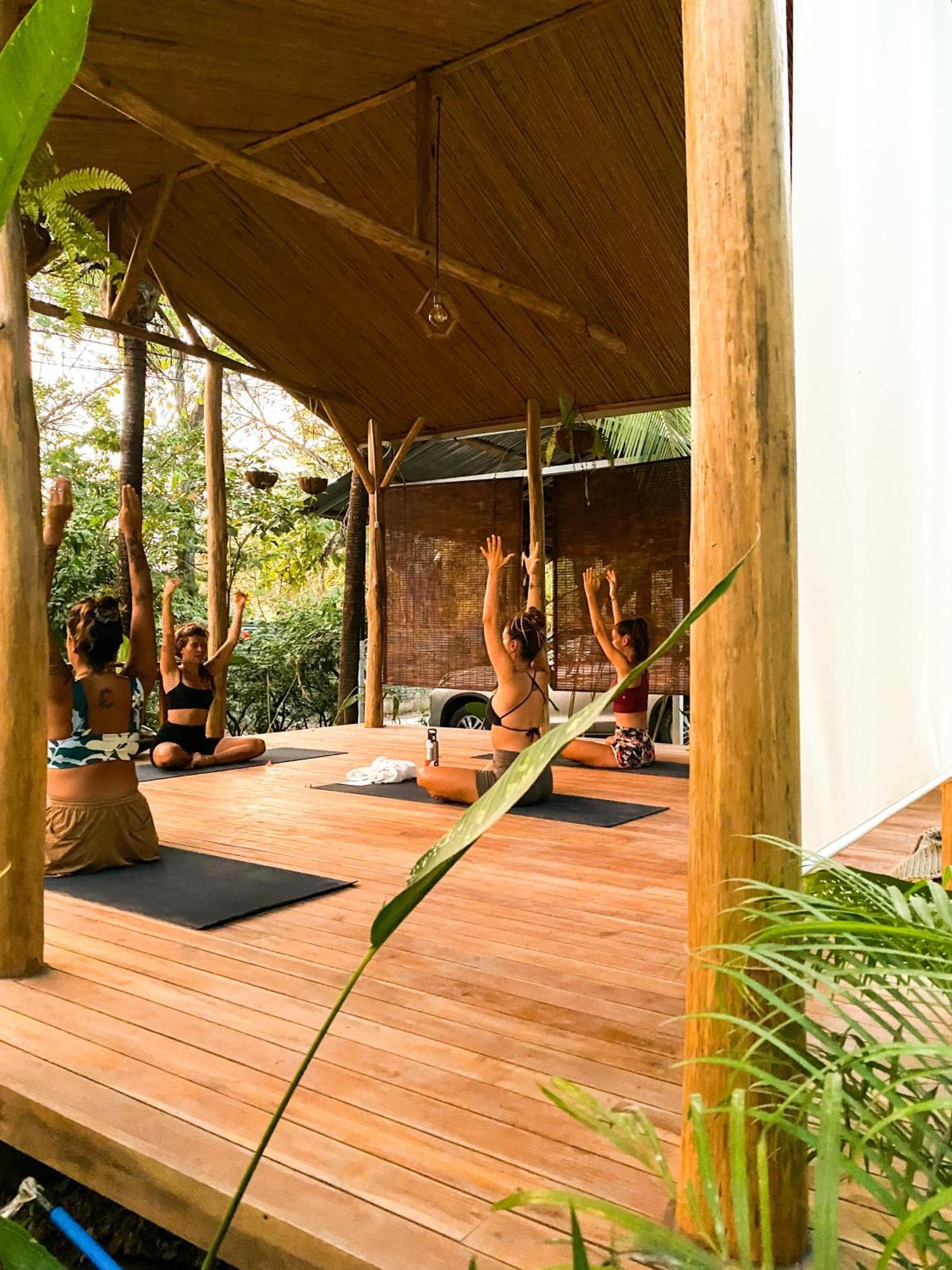 Cuatro Vientos Lodge & Apartments - Mal Pais, Costa Rica Playa Santa Teresa  外观 照片