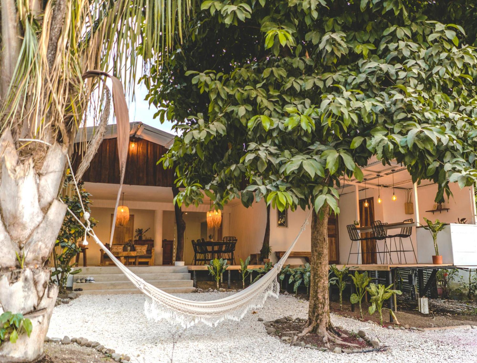 Cuatro Vientos Lodge & Apartments - Mal Pais, Costa Rica Playa Santa Teresa  外观 照片