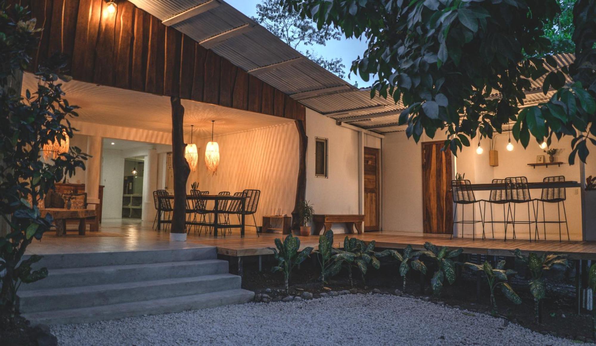 Cuatro Vientos Lodge & Apartments - Mal Pais, Costa Rica Playa Santa Teresa  外观 照片