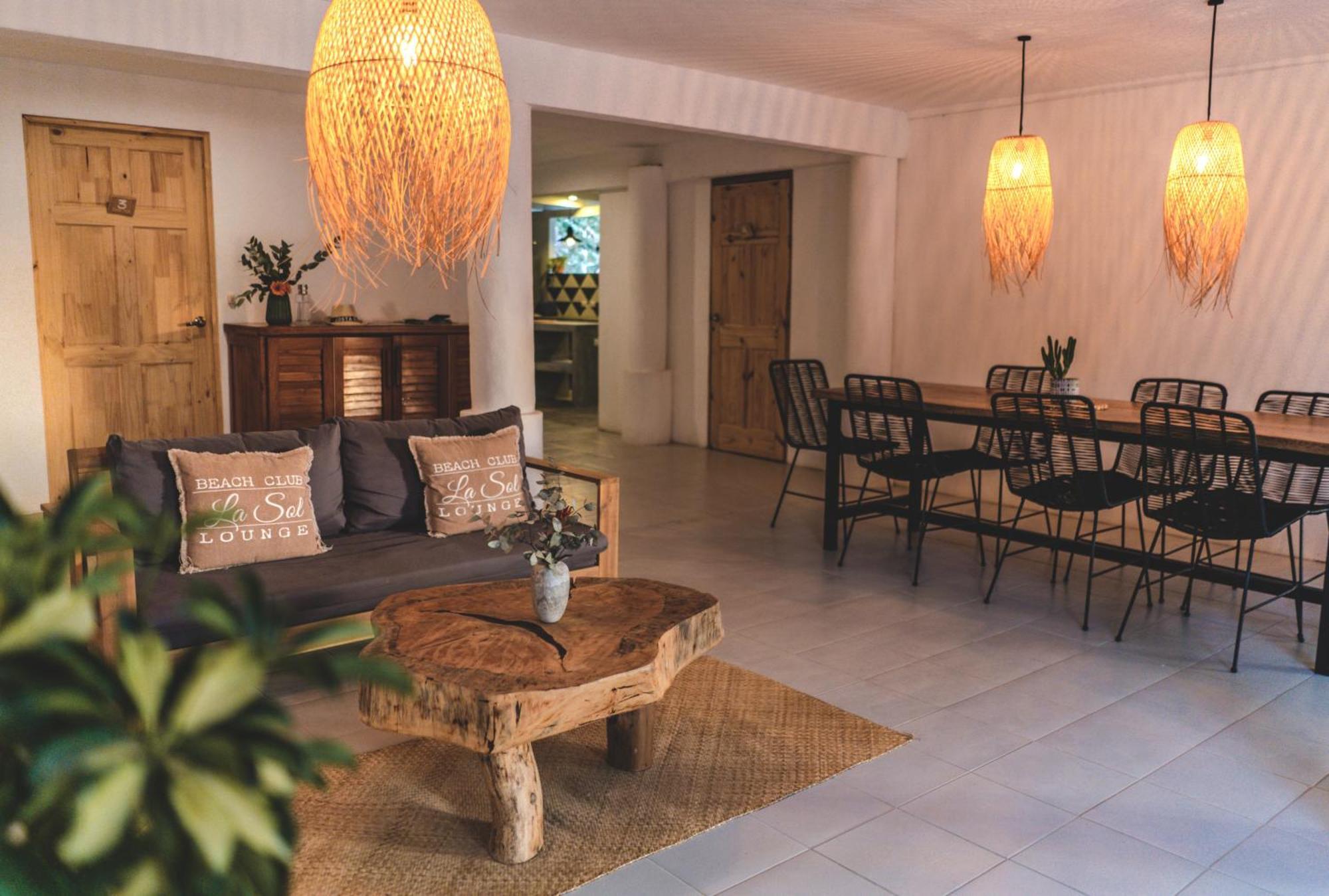 Cuatro Vientos Lodge & Apartments - Mal Pais, Costa Rica Playa Santa Teresa  外观 照片